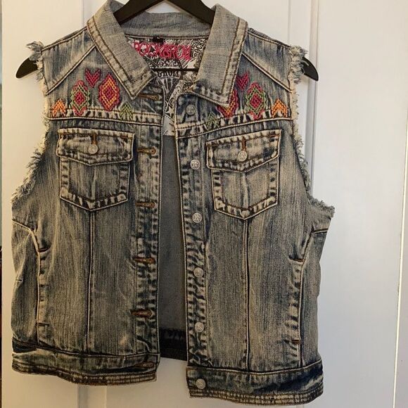 Rock & Roll Cowgirl Jackets & Blazers - ROCK & ROLL Cowgirl Denim Embroidered Vest